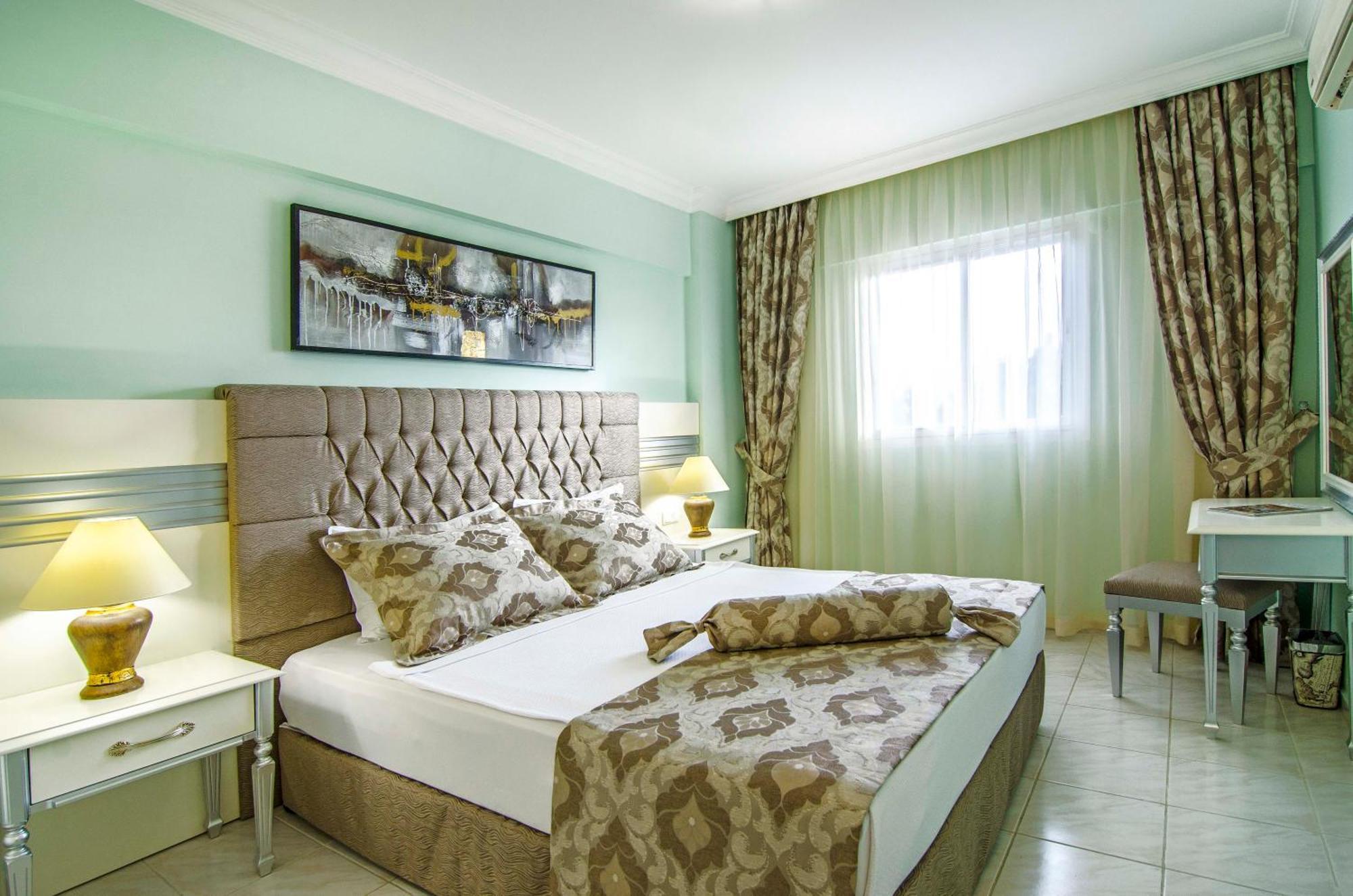Pine Club Apart Hotel 库萨达斯 外观 照片