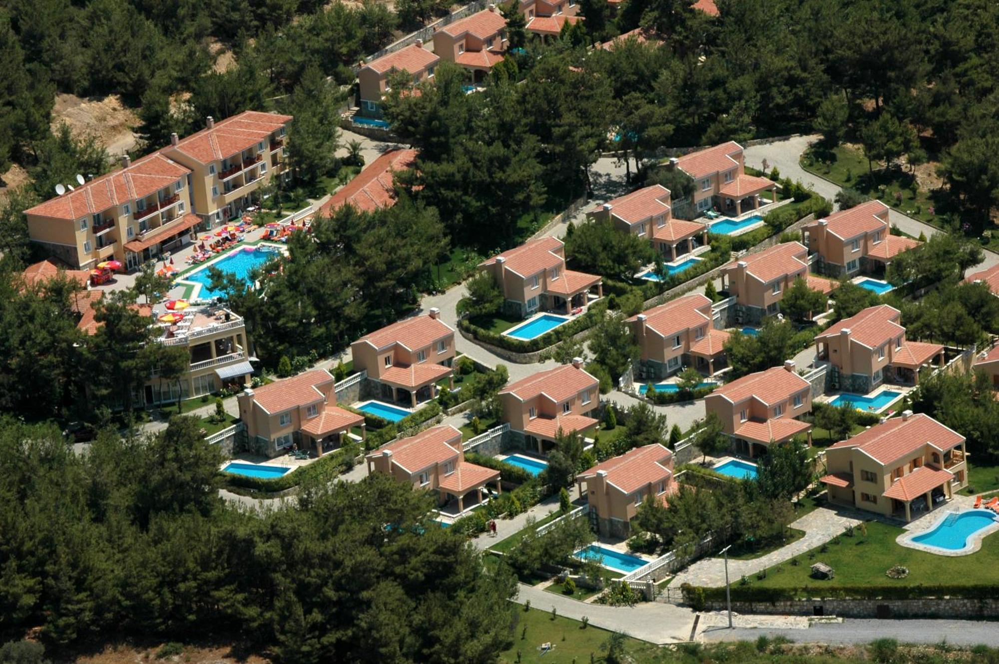 Pine Club Apart Hotel 库萨达斯 外观 照片